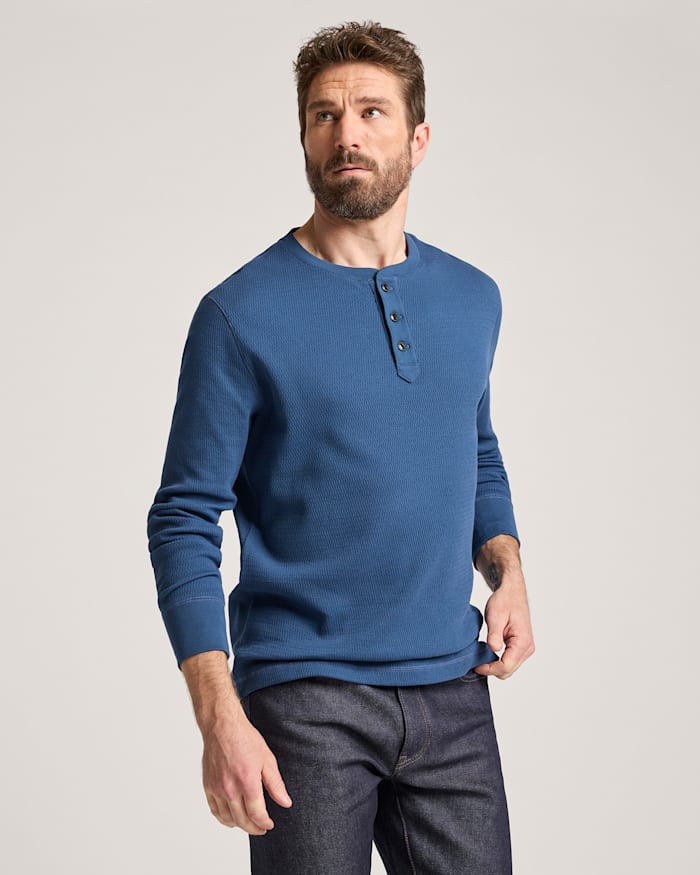 MEN'S LONG-SLEEVE WAFFLE-KNIT COTTON HENLEY